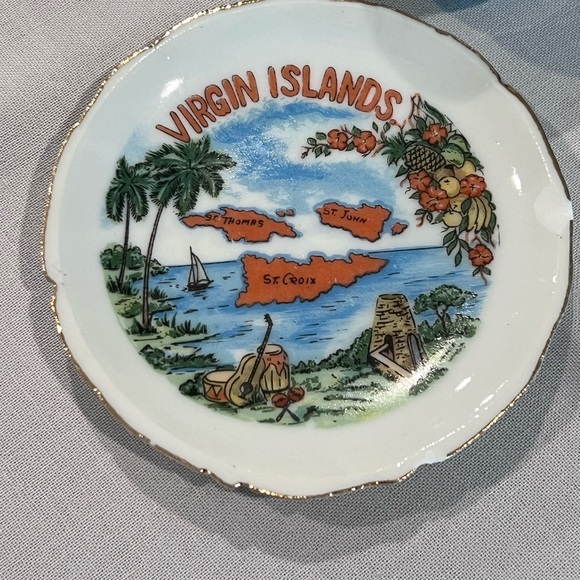 Miniature teapot, cup and saucer set - Picture 5 of 5